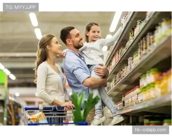 刷到张志磊推着超市购物车那一幕，普通人真代入不了的消费气质