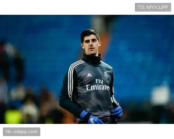 库尔图瓦三夺萨莫拉奖背后的门将金球上限：能力断点与评选机制解析