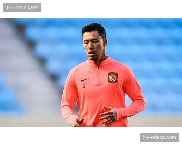 张琳芃如何从申花青训蜕变为国家队主力右后卫？